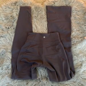 Lululemon yoga pants